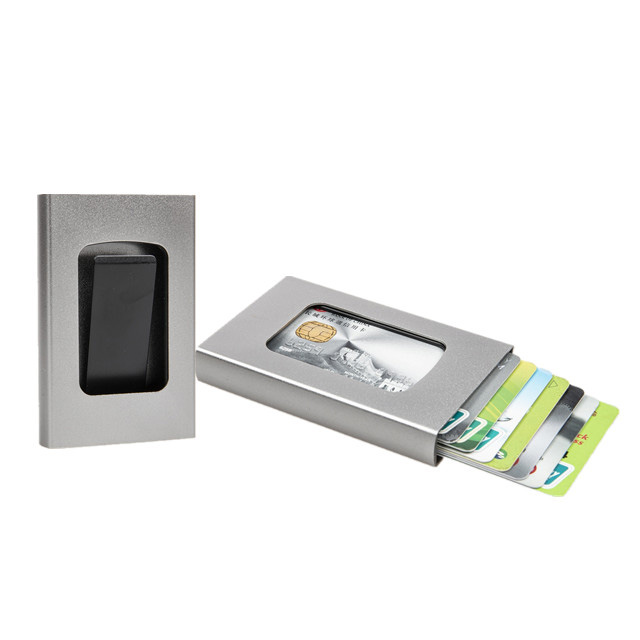 איז אַ RFID בלאַקינג בייַטל ווערט עס?